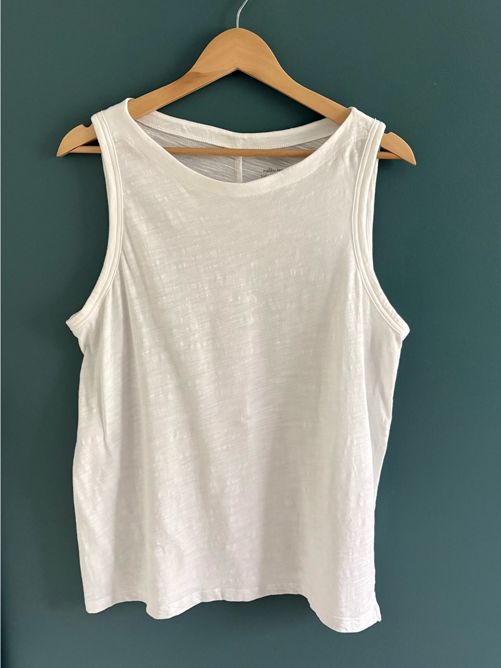 Banana Republic White Malibu Tee, Size Large, NWOT